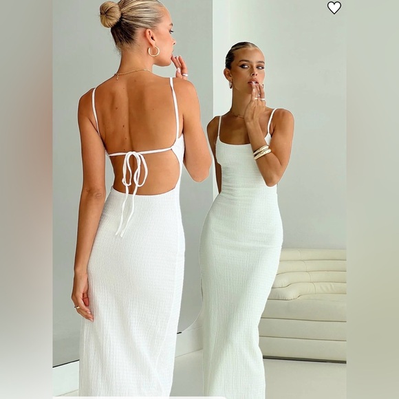 White Fox Boutique Dresses & Skirts - White Fox Boutique Chic White Backless Dress